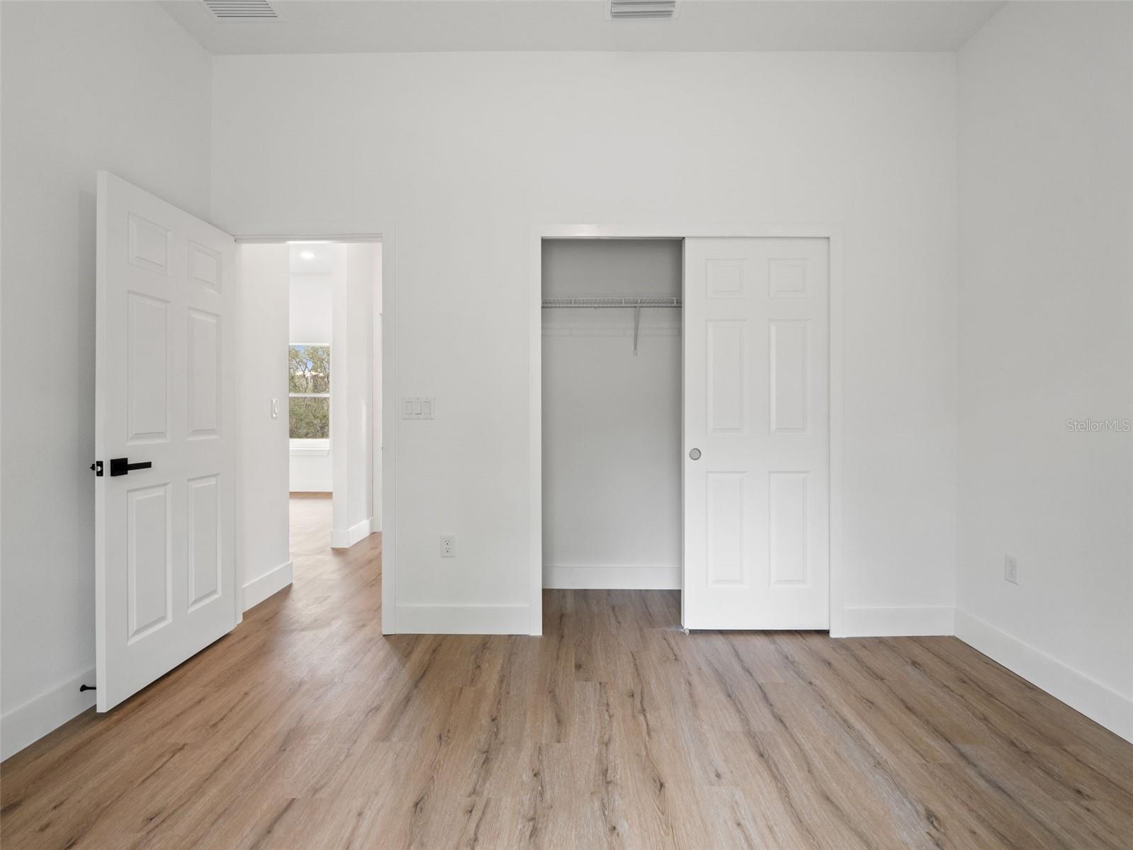 Image 20 of 36 For 33 Fisher Place