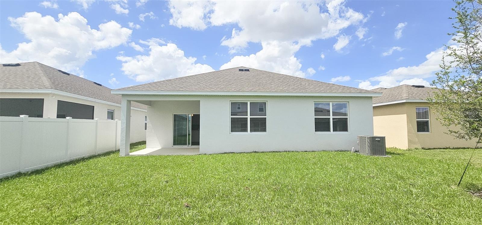 Image 20 of 23 For 413 Silver Palm Drive