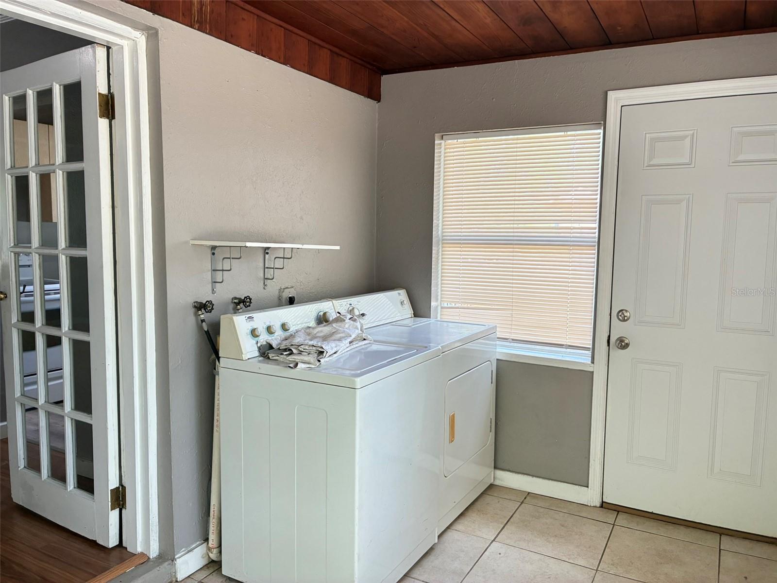 Image 21 of 22 For 1555 Michigan Avenue