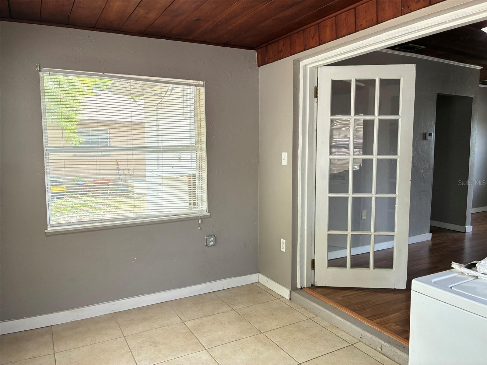 Image 9 of 22 For 1555 Michigan Avenue