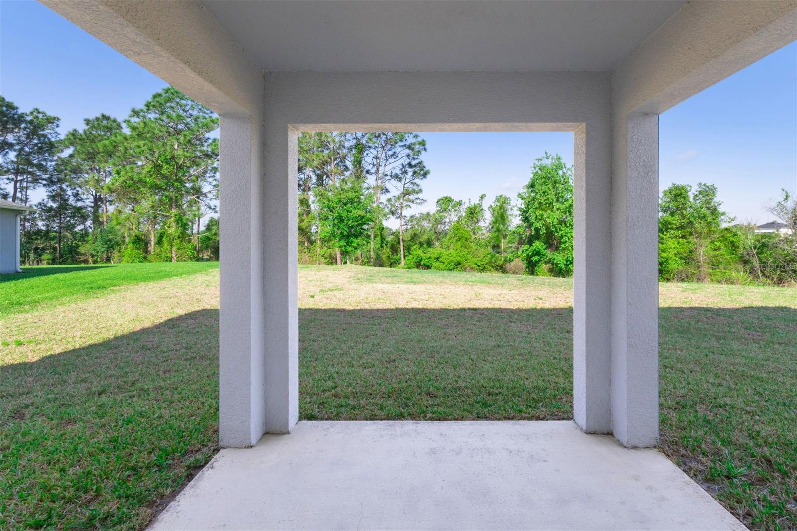 Image 17 of 81 For 3880 Fescue Street