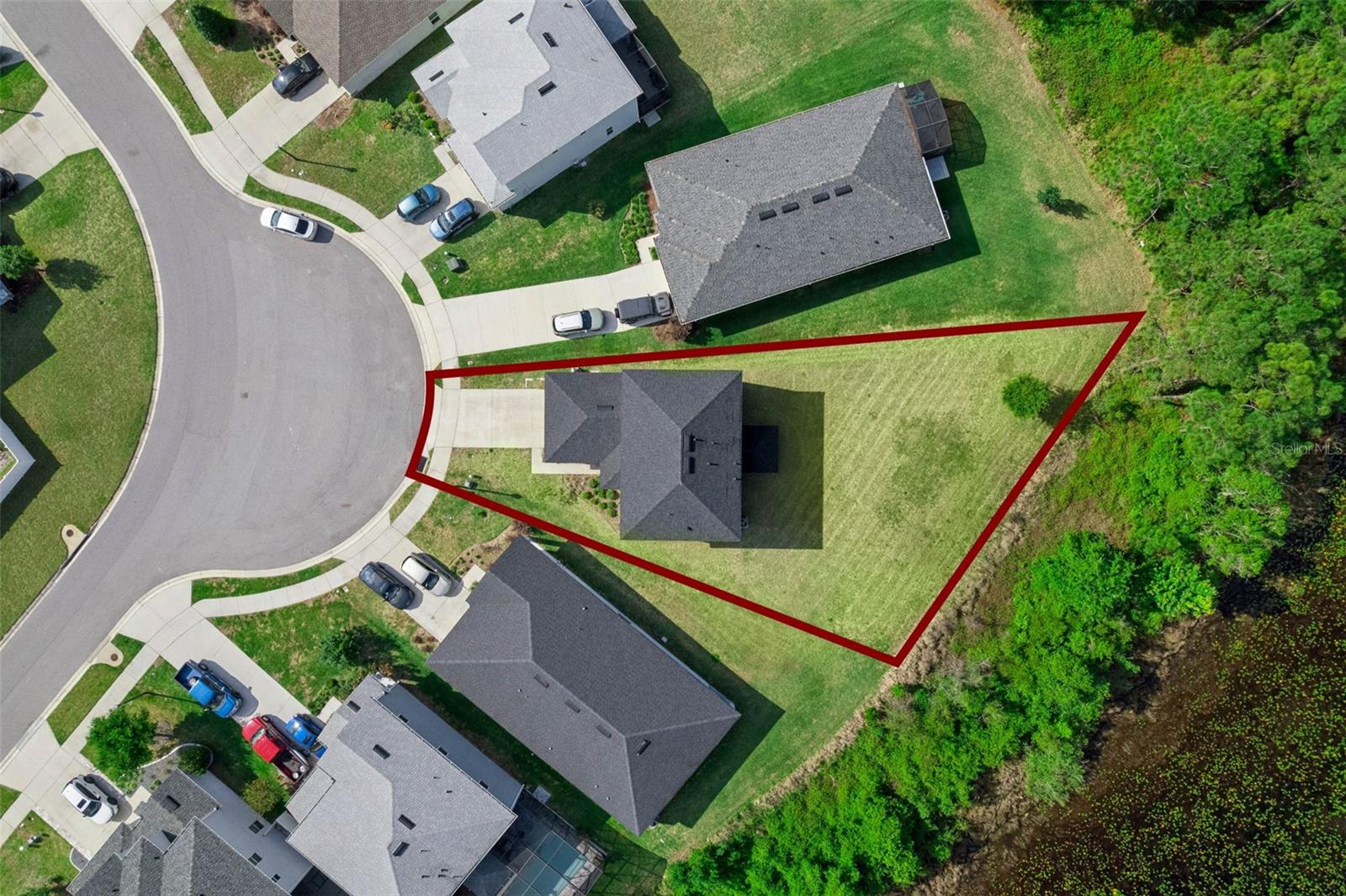 Image 22 of 81 For 3880 Fescue Street