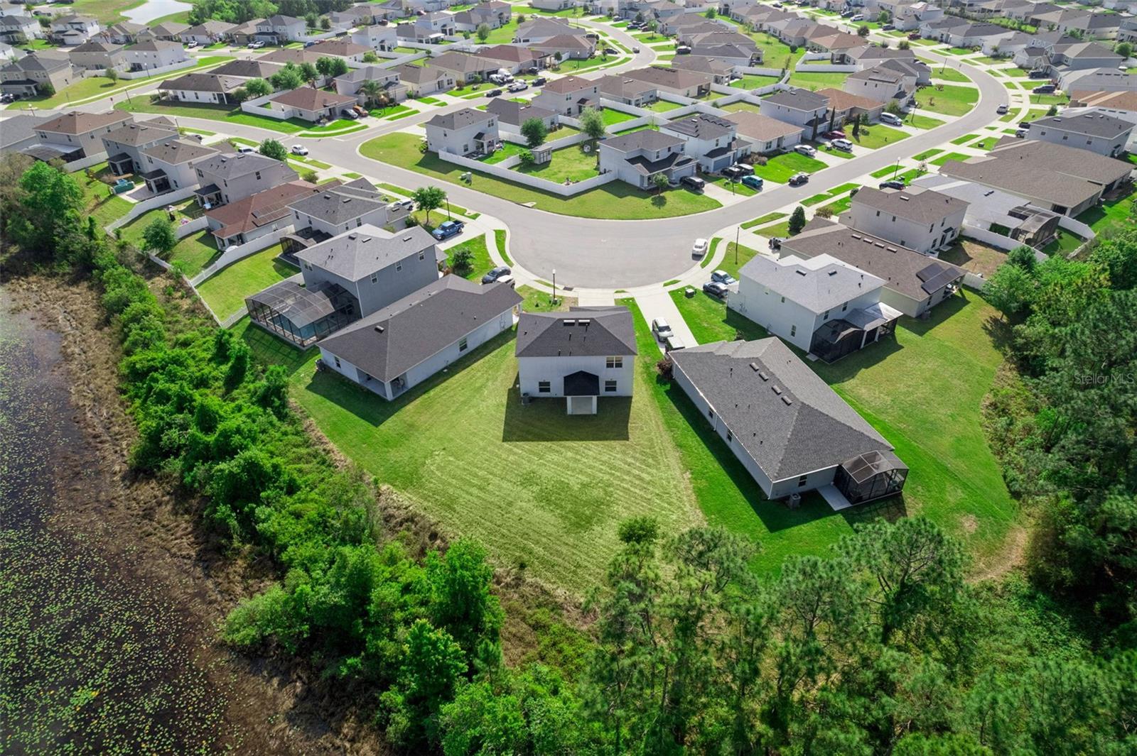 Image 23 of 81 For 3880 Fescue Street