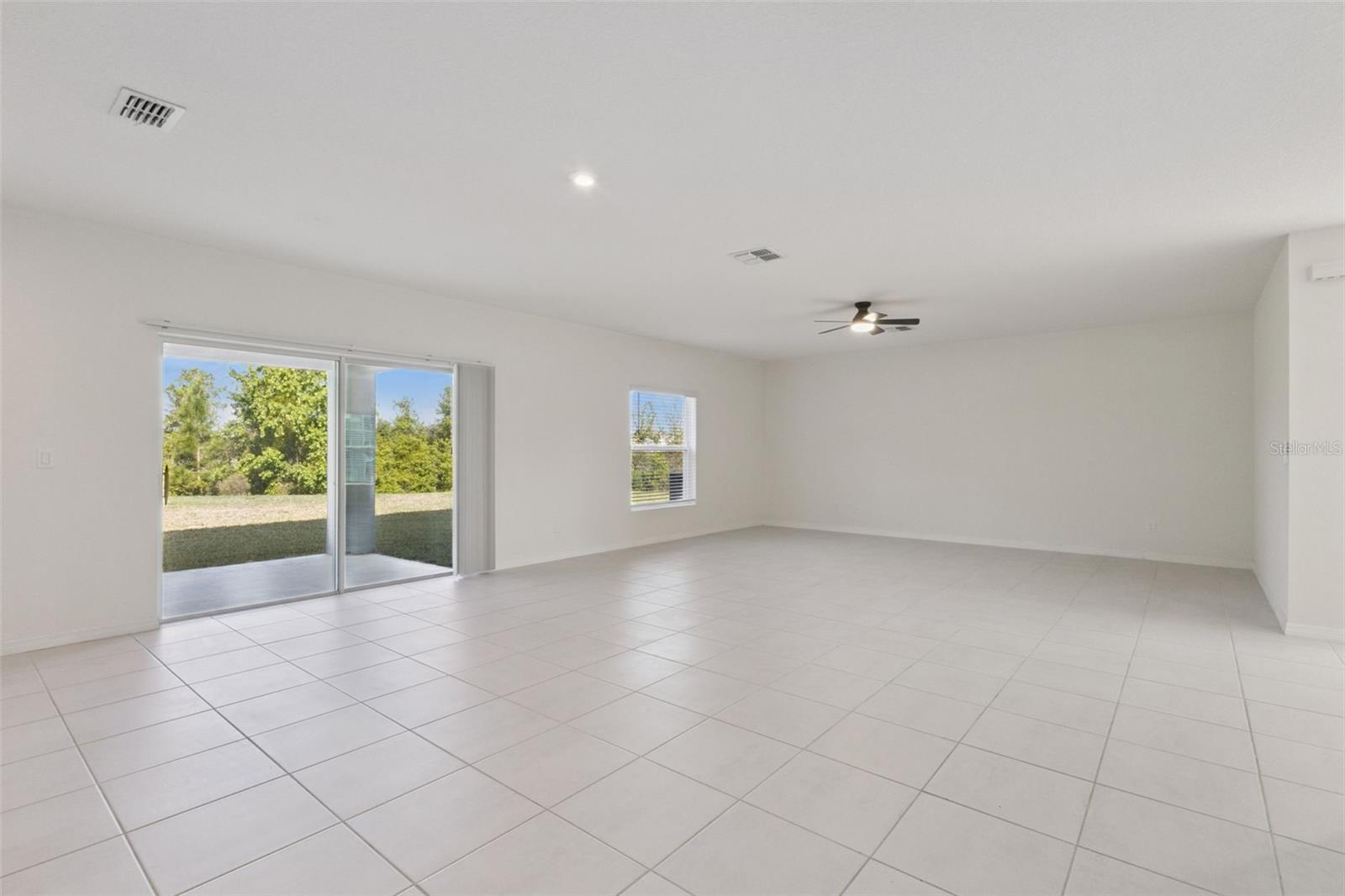 Image 30 of 81 For 3880 Fescue Street