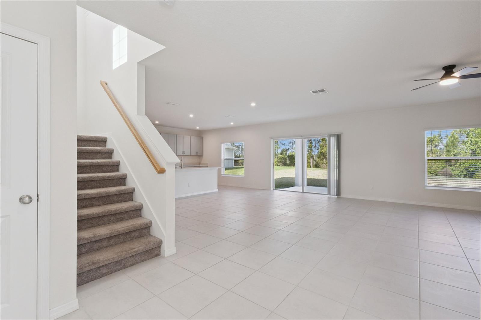 Image 41 of 81 For 3880 Fescue Street