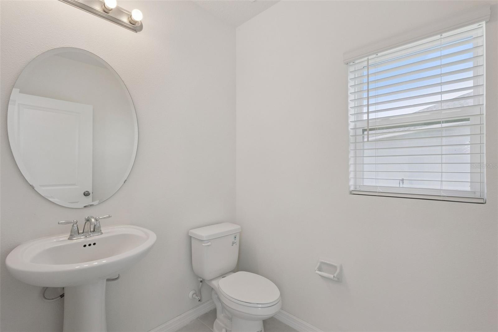 Image 56 of 81 For 3880 Fescue Street