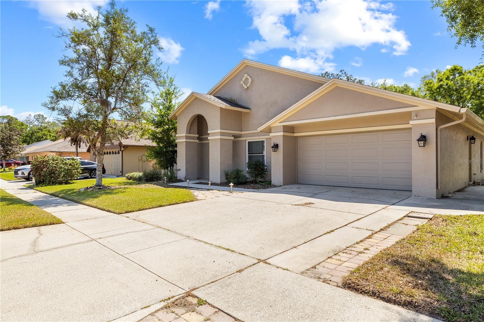 Listing photo id 50 for 9503 Pebble Glen Avenue