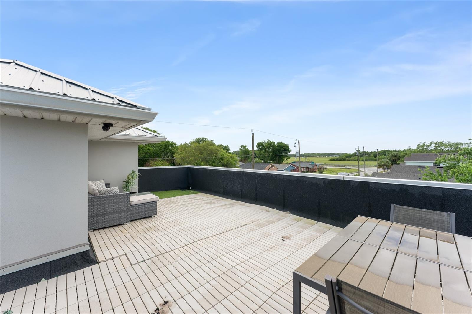 Image 28 of 37 For 2951 Kings Road