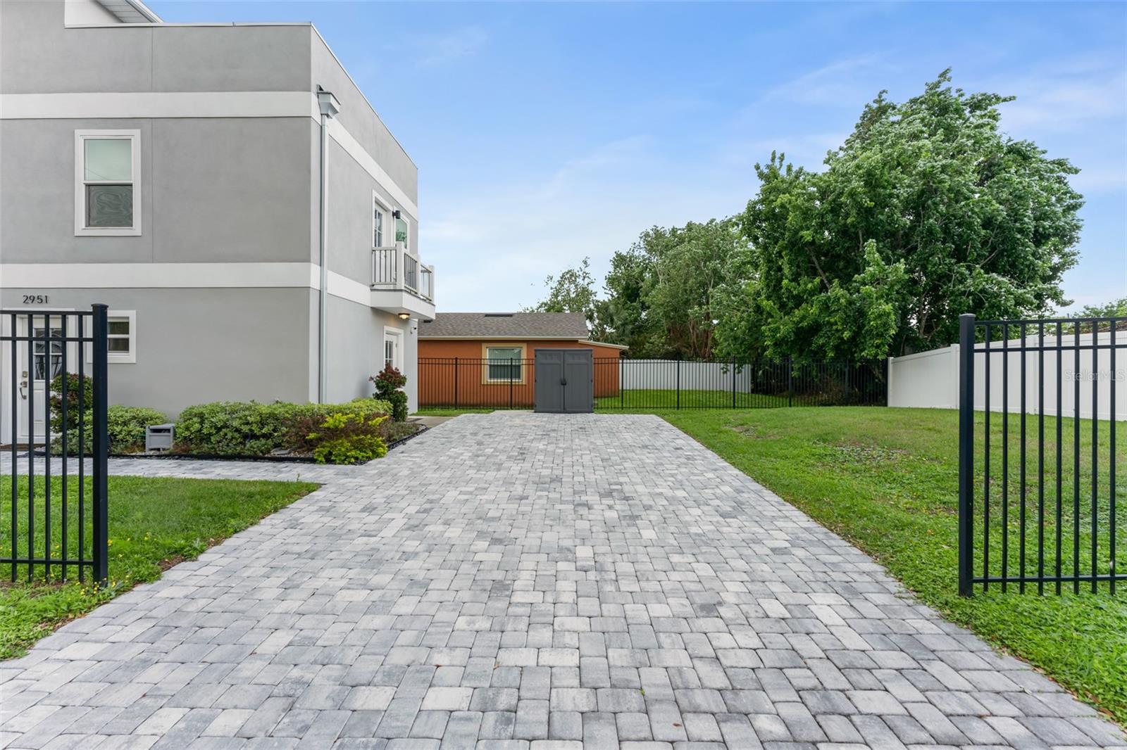 Image 31 of 37 For 2951 Kings Road