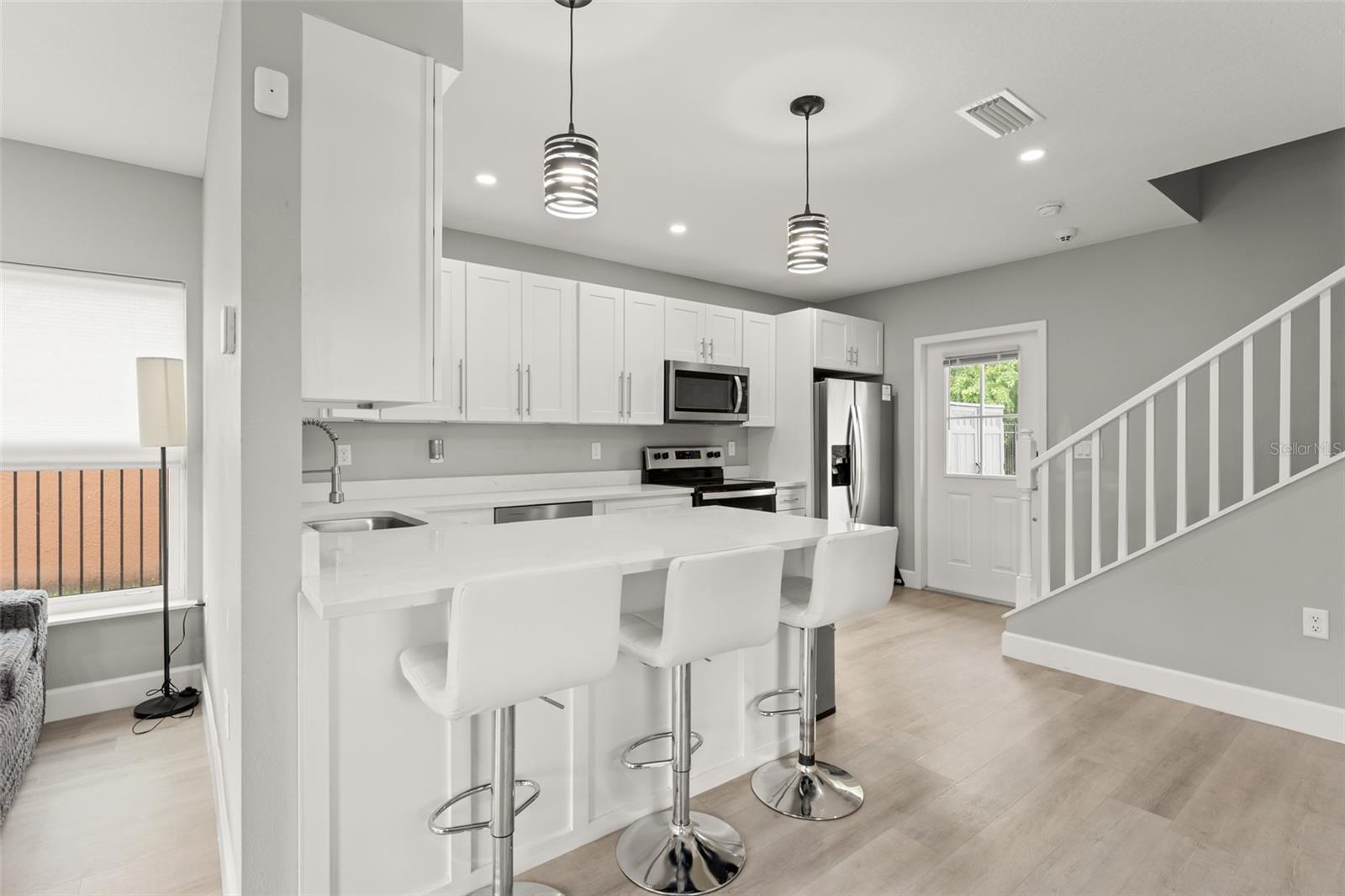 Image 8 of 37 For 2951 Kings Road