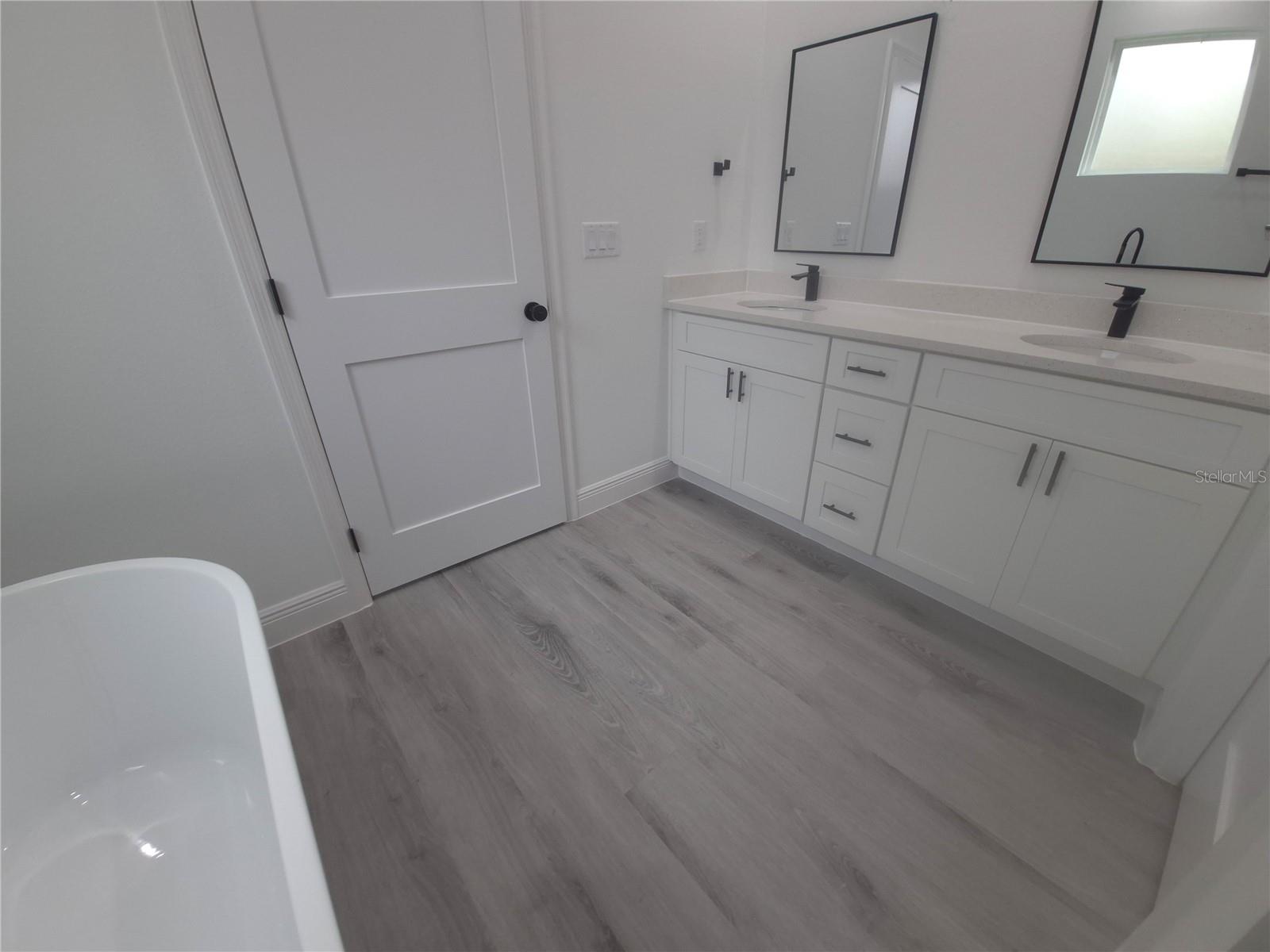 Image 2 of 12 For 16629 21st Circle