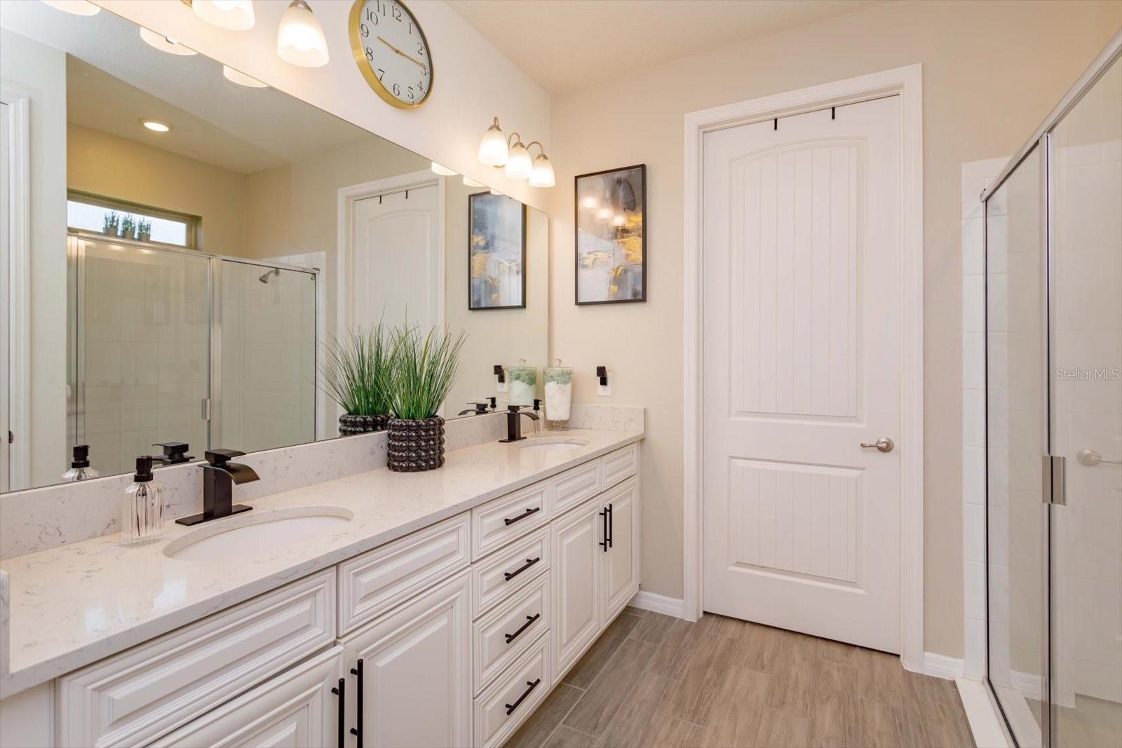 Image 16 of 31 For 1532 Lyonsdale Lane