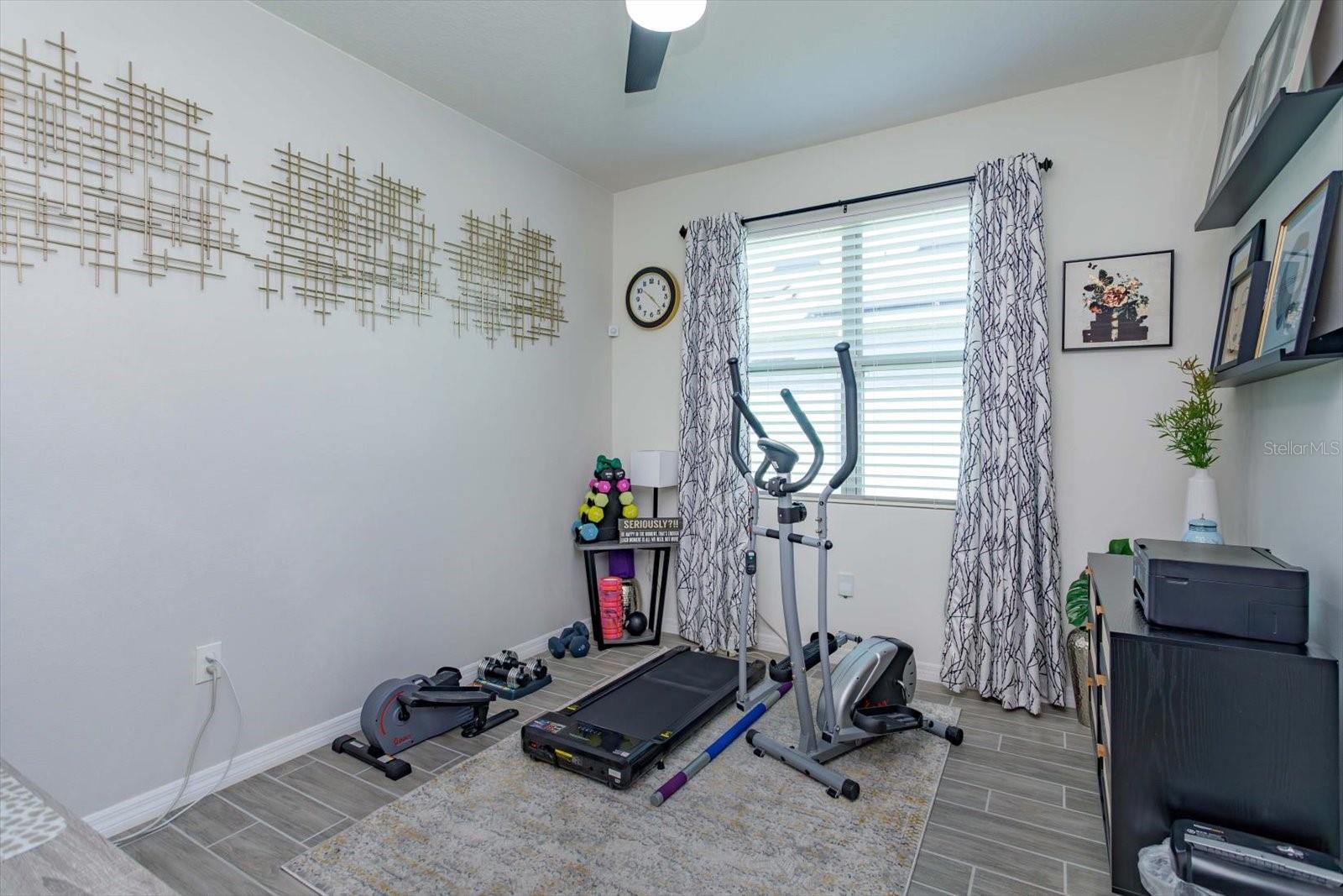 Image 22 of 31 For 1532 Lyonsdale Lane