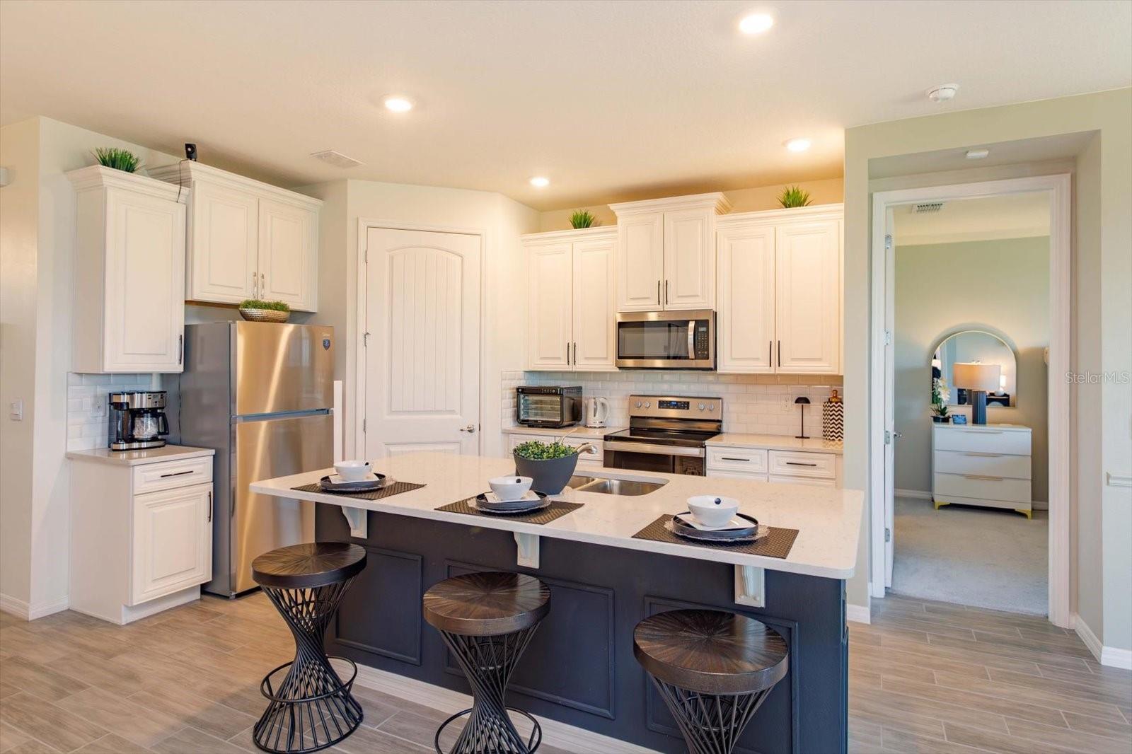 Image 6 of 31 For 1532 Lyonsdale Lane