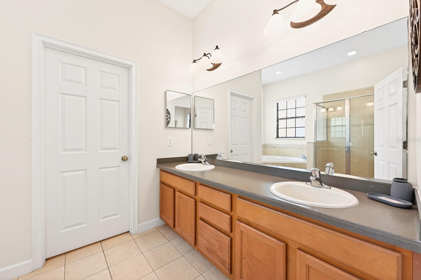 Image 20 of 50 For 9001 Paolos Place