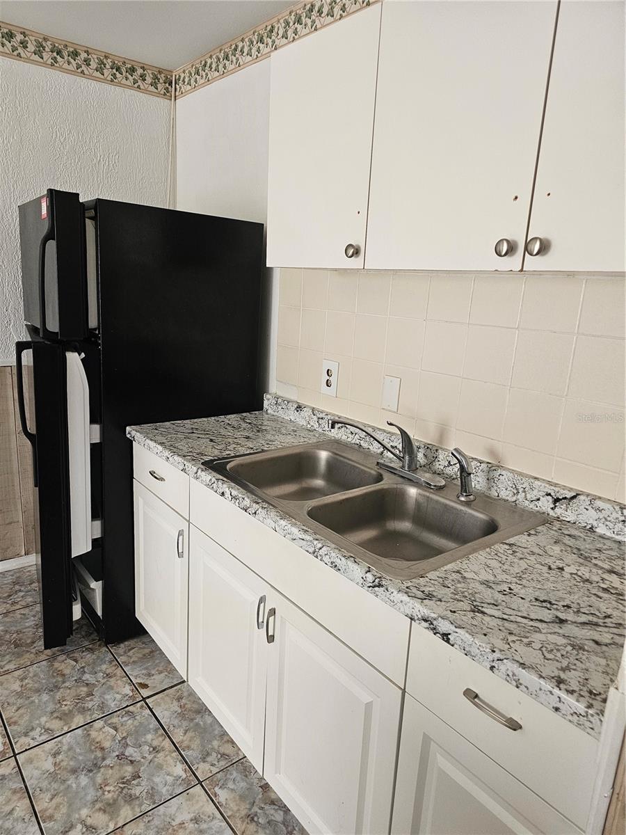 Image 6 of 15 For 5833 Curry Ford Road 23