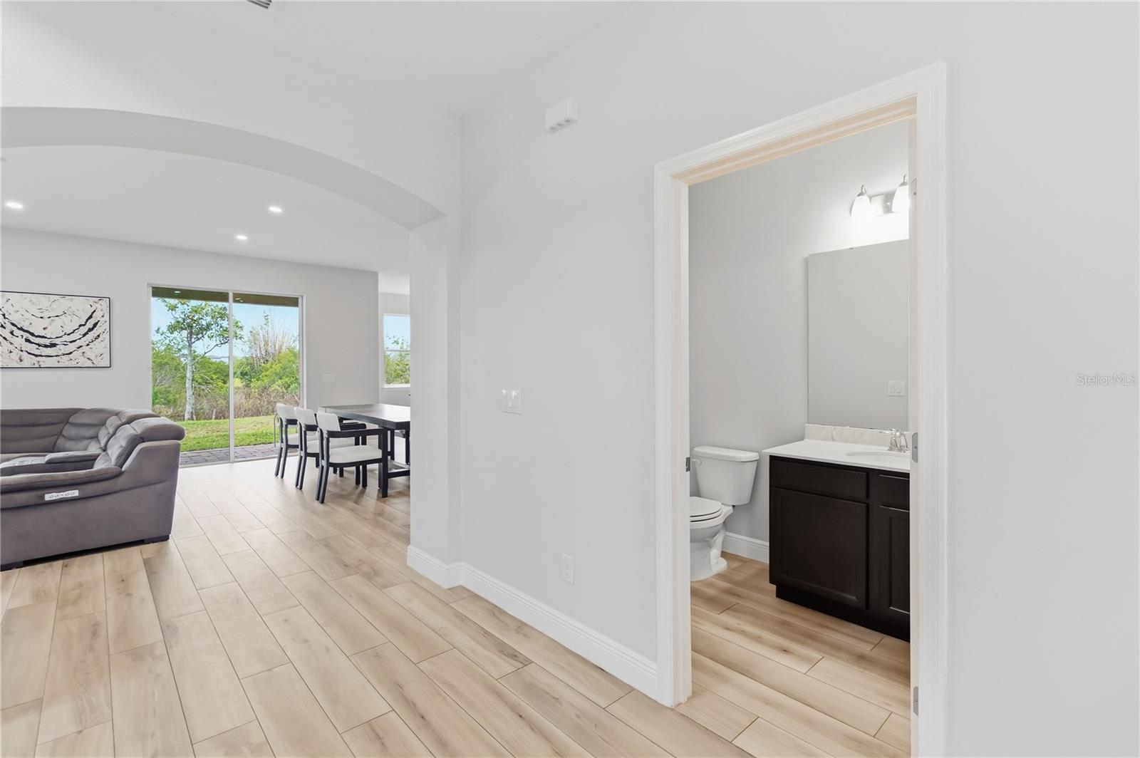 Image 11 of 67 For 1545 Wynell Street