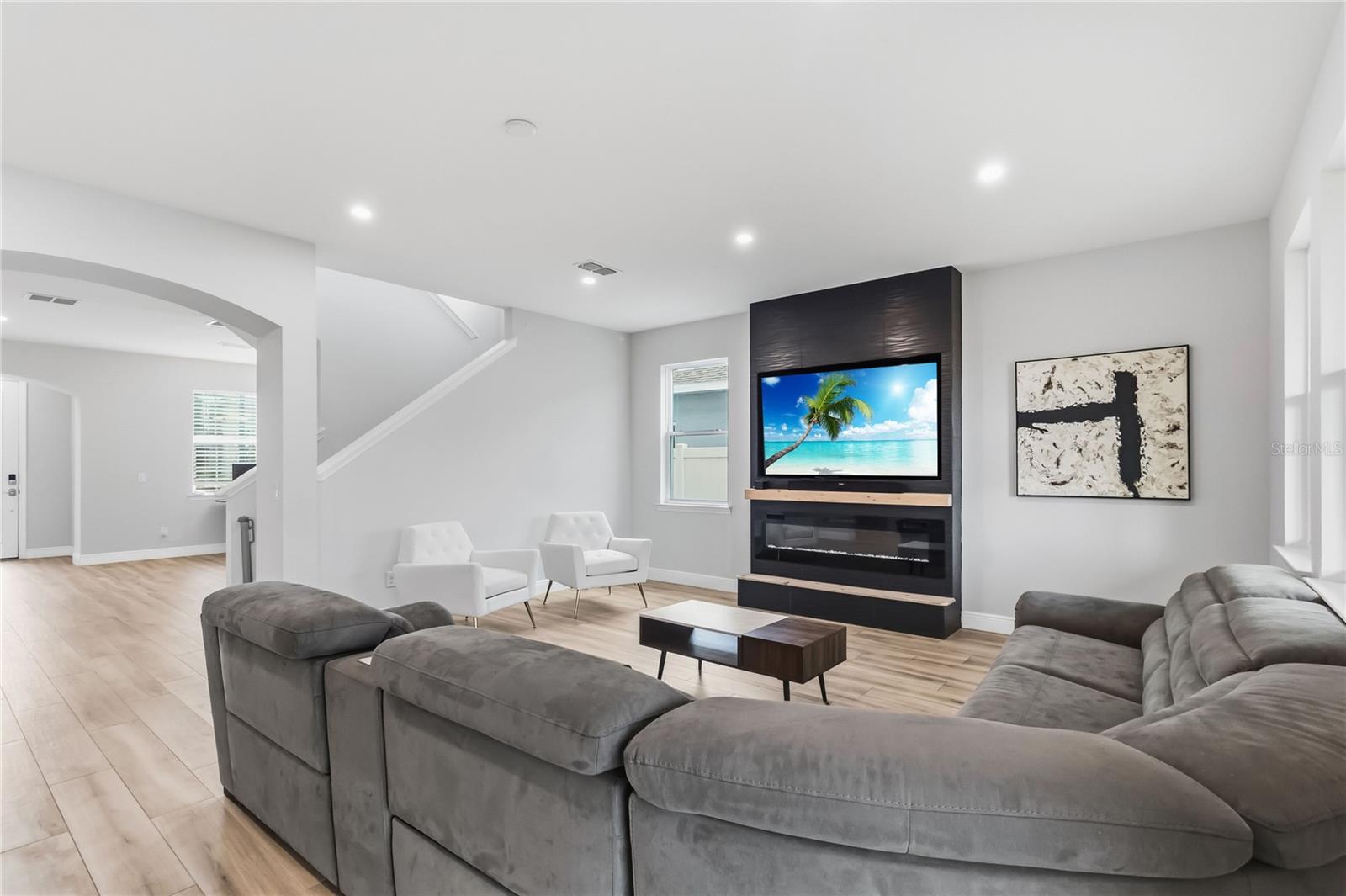 Image 15 of 67 For 1545 Wynell Street