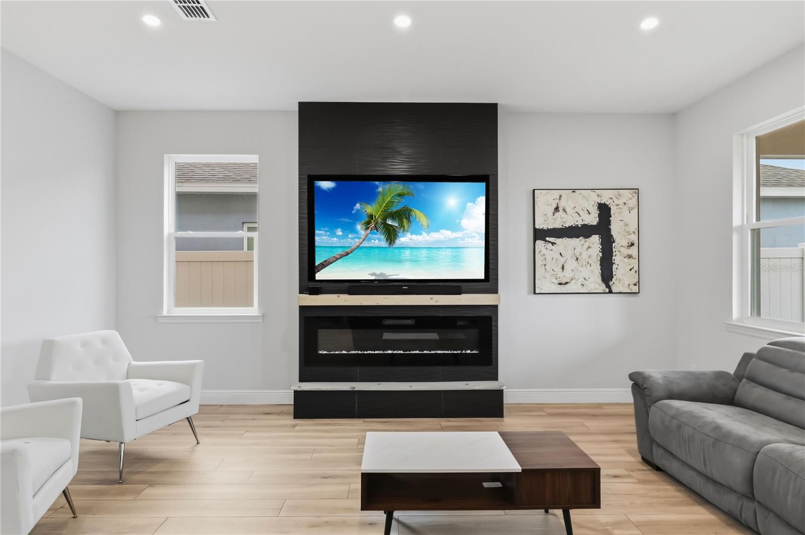 Image 17 of 67 For 1545 Wynell Street