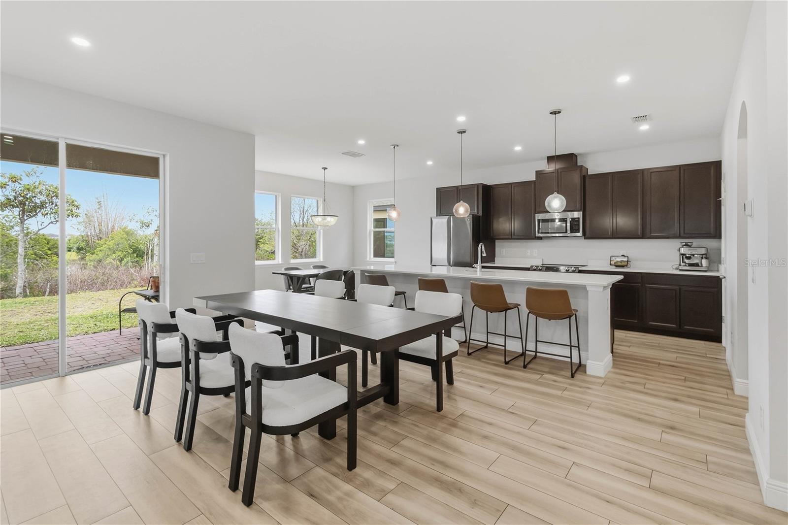 Image 18 of 67 For 1545 Wynell Street