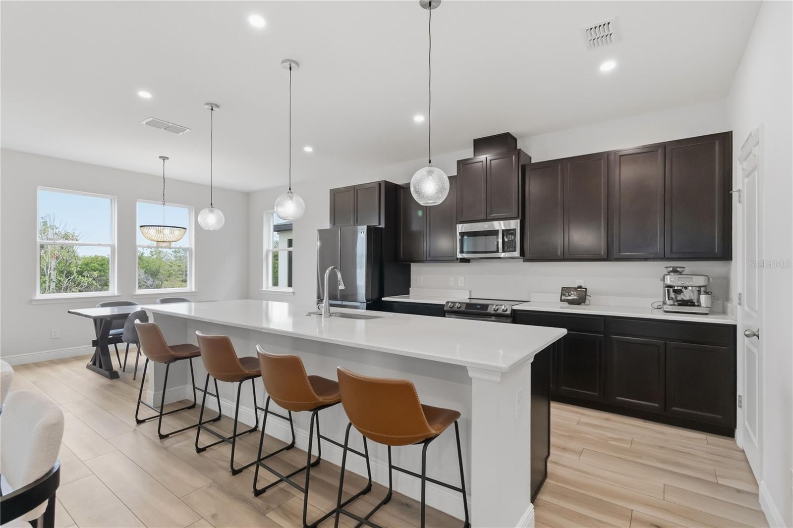 Image 20 of 67 For 1545 Wynell Street