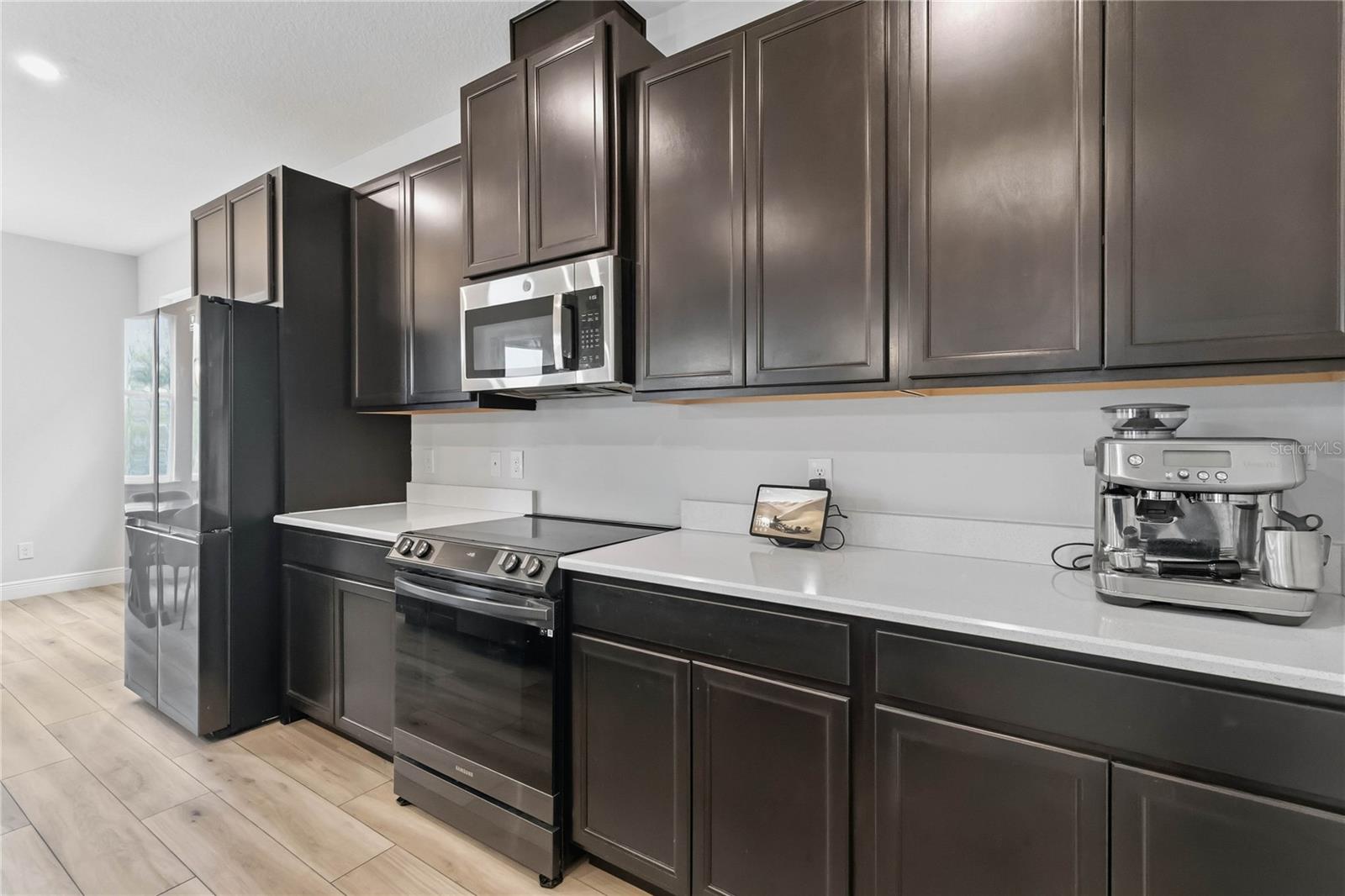 Image 22 of 67 For 1545 Wynell Street