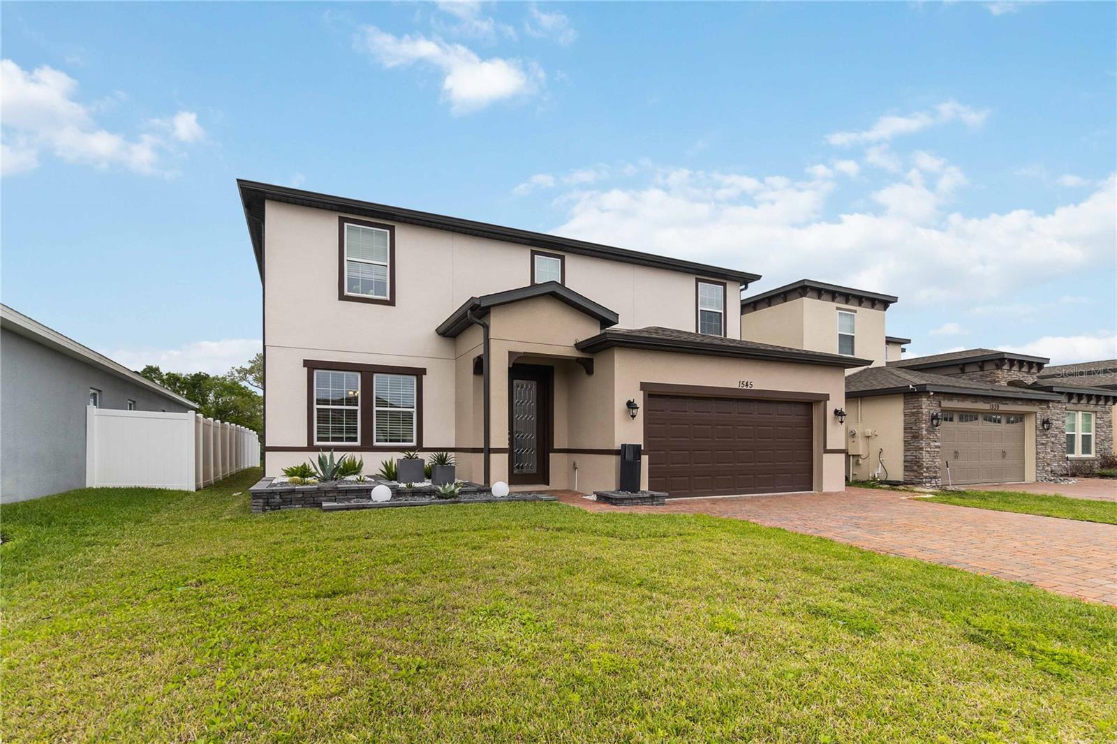 Image 3 of 67 For 1545 Wynell Street