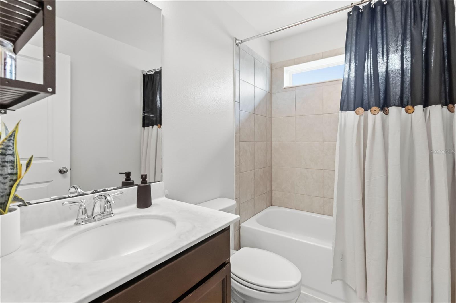 Image 40 of 67 For 1545 Wynell Street