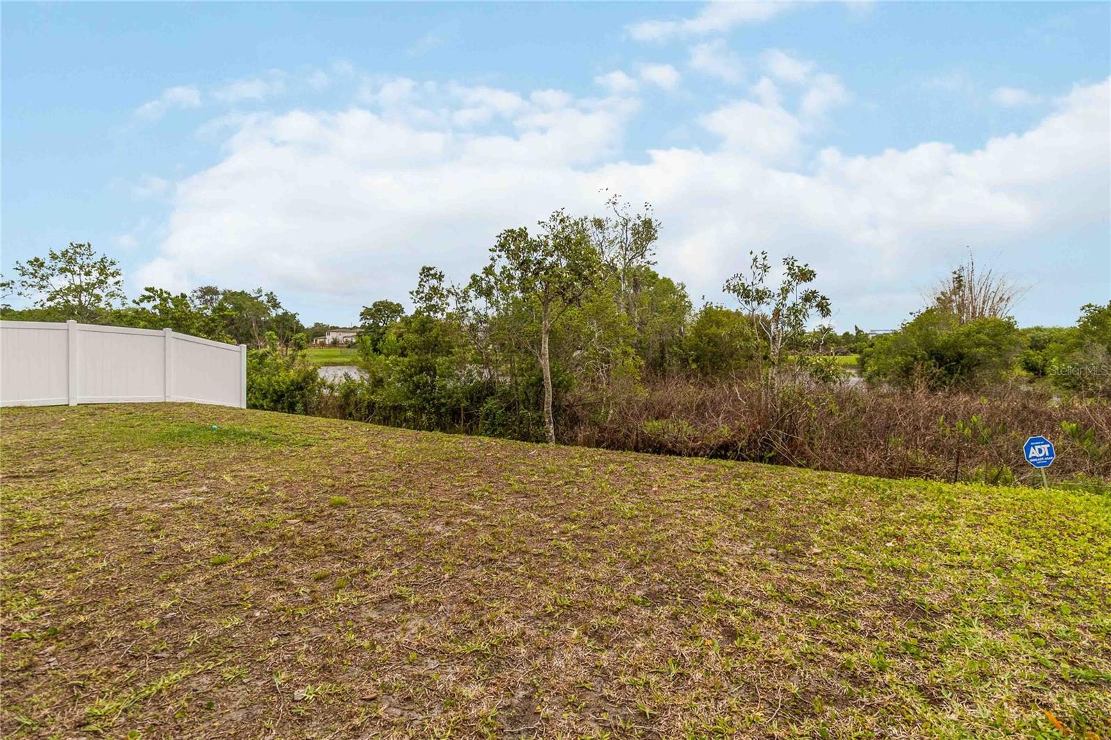 Image 53 of 67 For 1545 Wynell Street