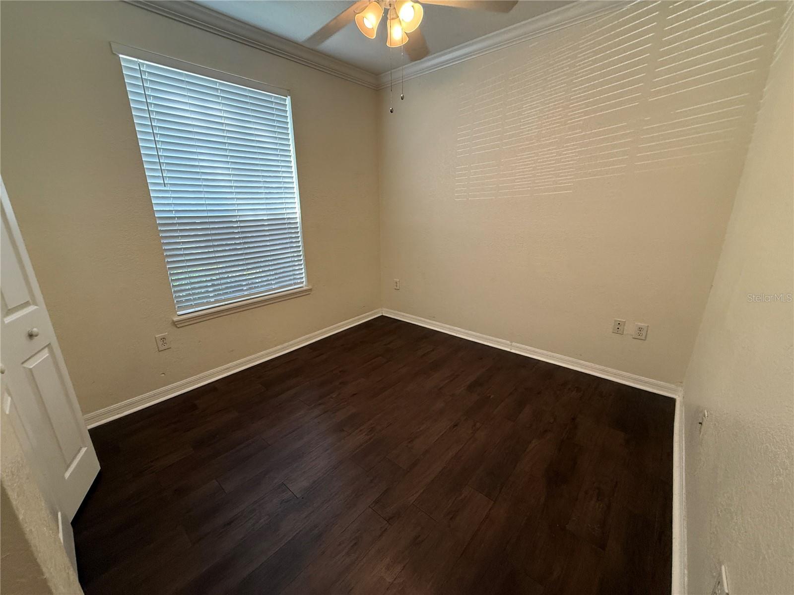 Image 7 of 10 For 875 Grand Regency Point 103