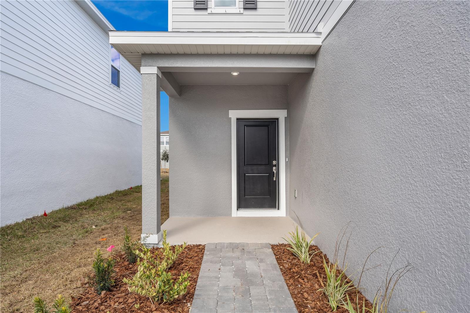 Image 4 of 40 For 897 Castleford Avenue Ne