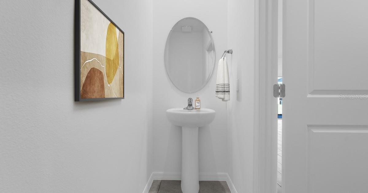 Image 6 of 40 For 897 Castleford Avenue Ne