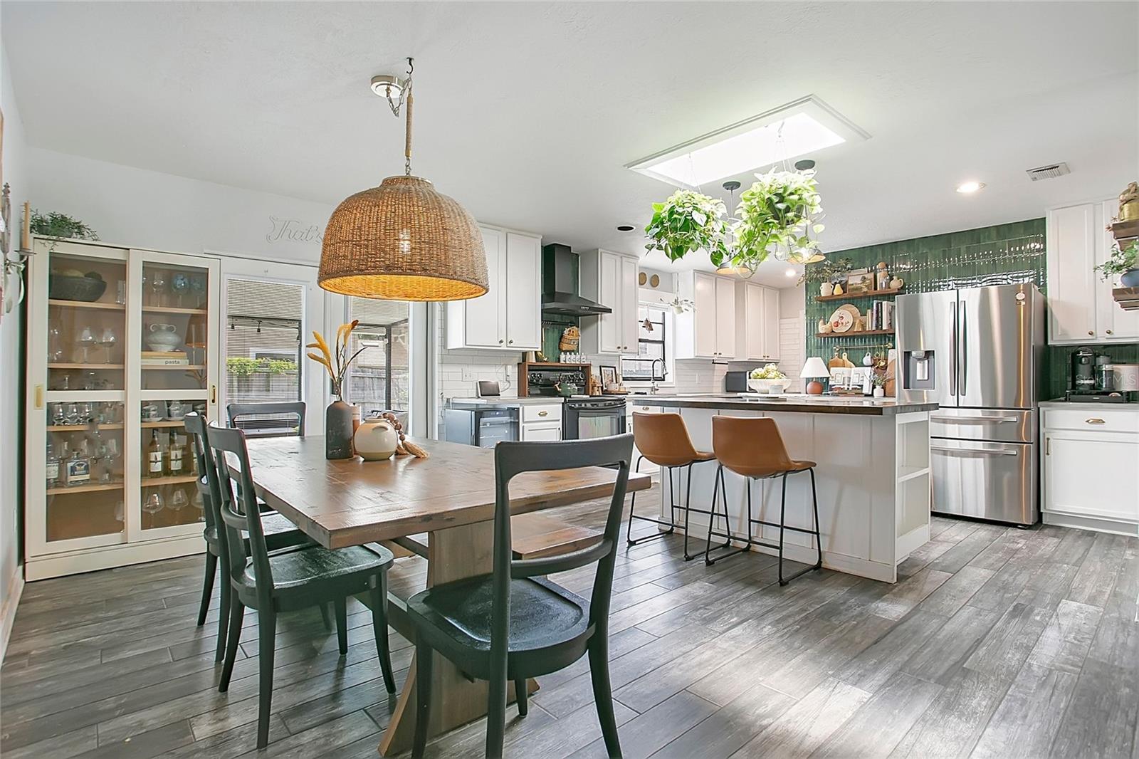 Image 2 of 31 For 3213 Burchfield Avenue