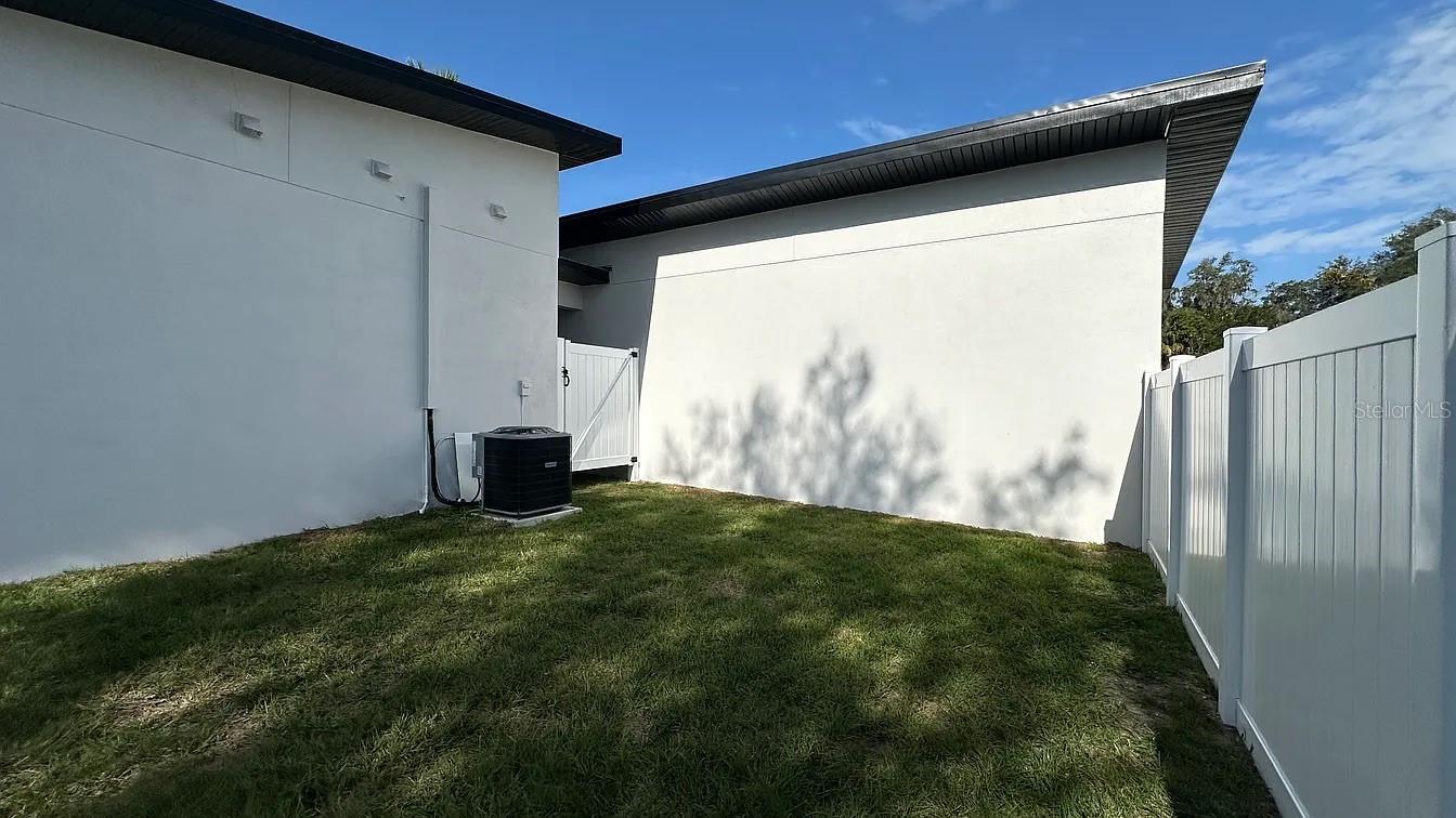 Image 23 of 24 For 710 Childs Avenue #1