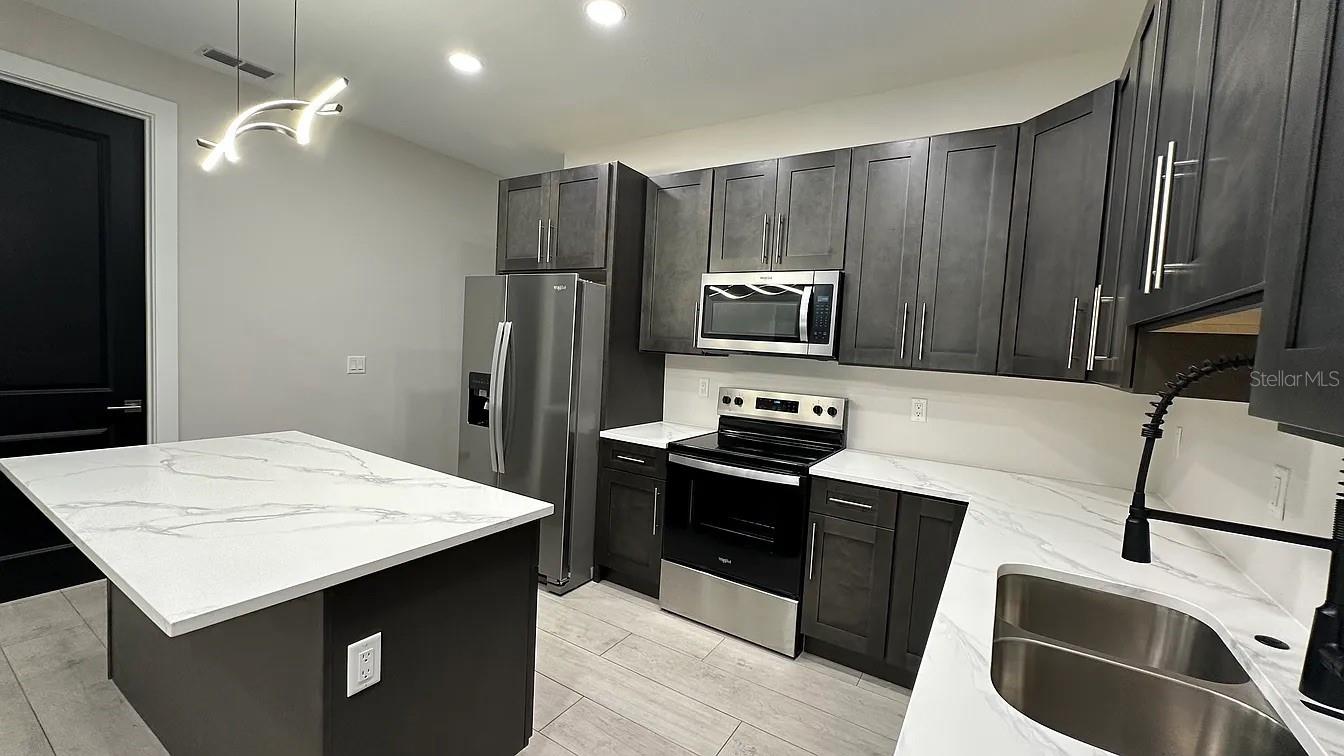 Image 5 of 24 For 710 Childs Avenue #1