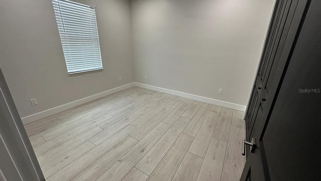 Image 7 of 24 For 710 Childs Avenue #1