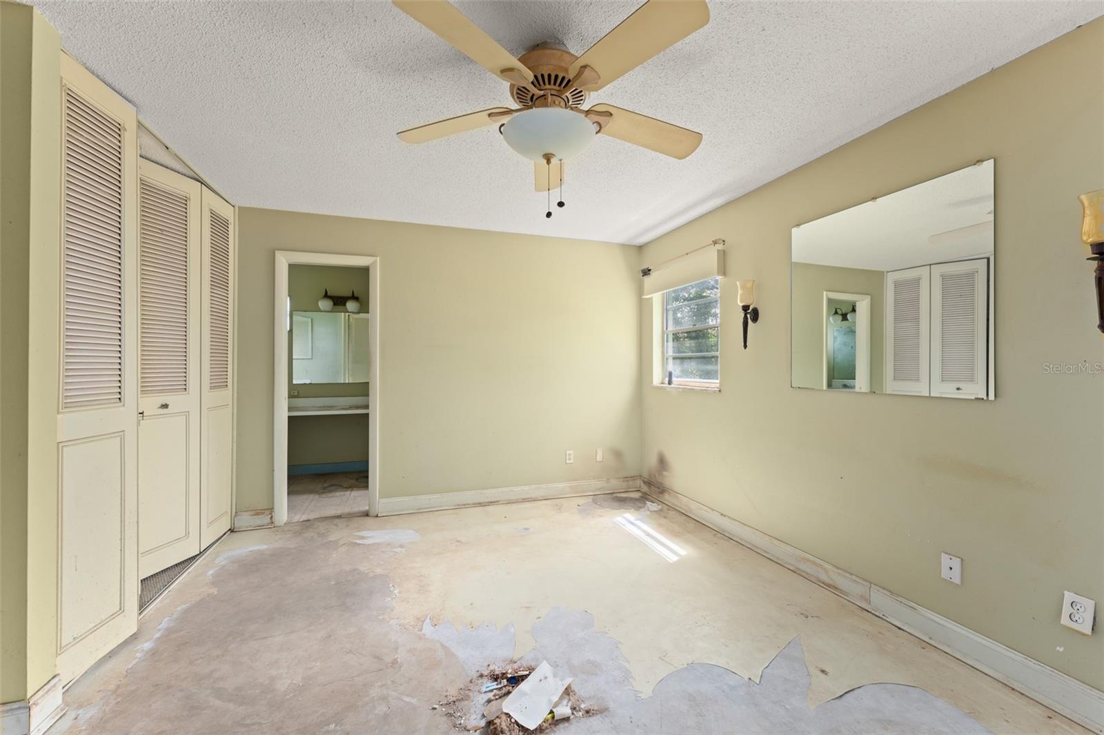 Image 11 of 36 For 300 Monticello Drive