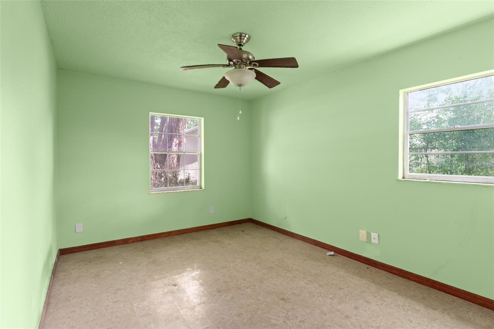 Image 23 of 36 For 300 Monticello Drive