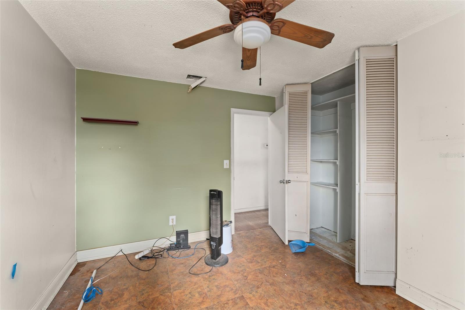 Image 25 of 36 For 300 Monticello Drive