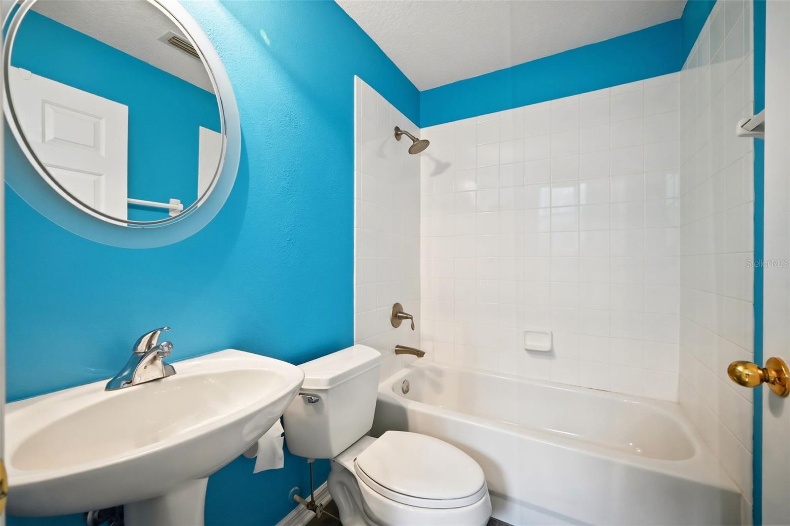 Image 44 of 63 For 1110 Rush Court