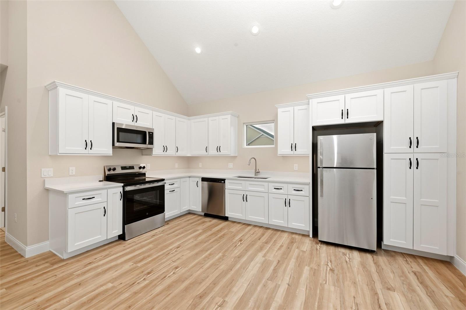 Image 53 of 63 For 1110 Rush Court