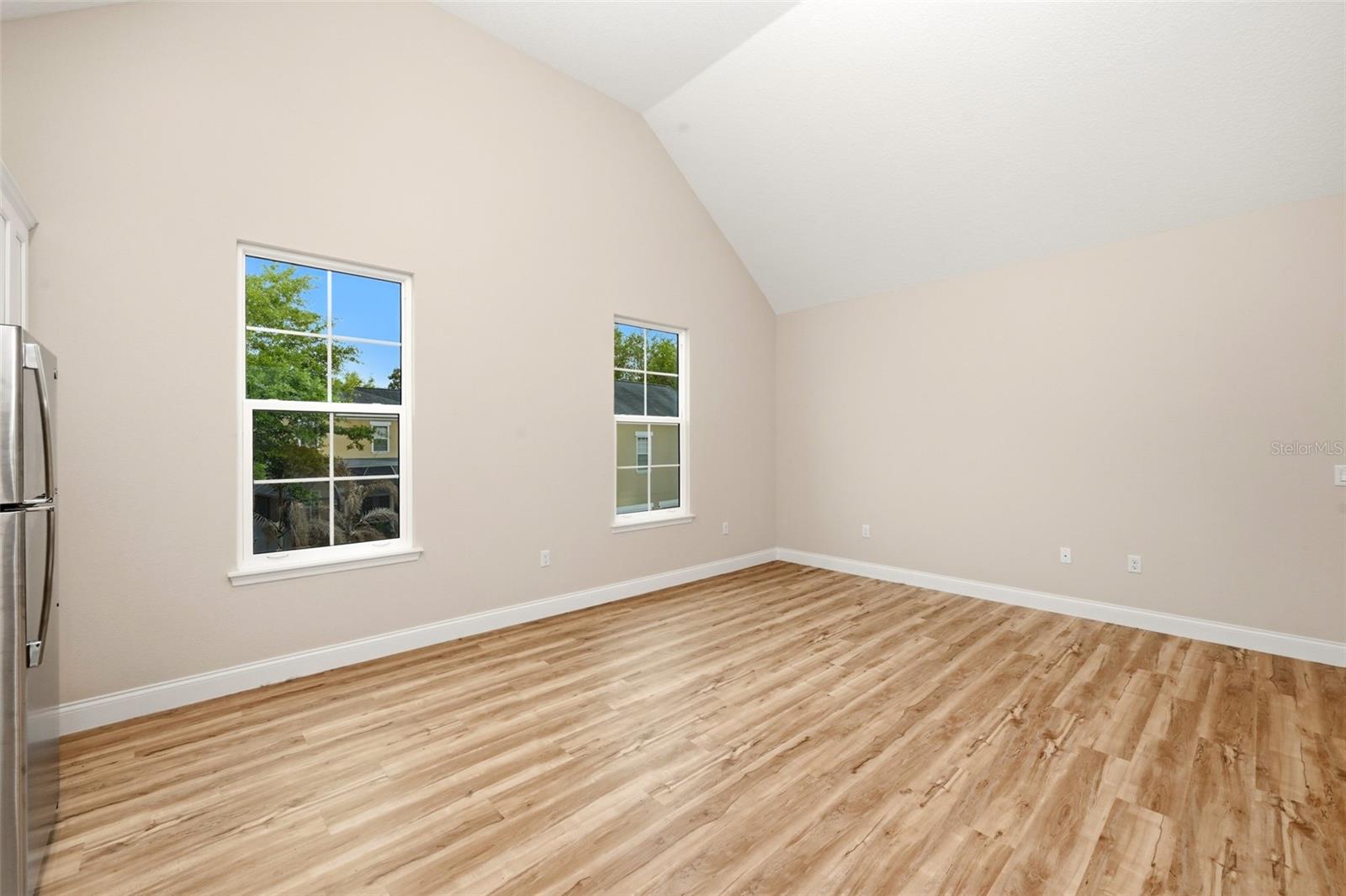 Image 55 of 63 For 1110 Rush Court