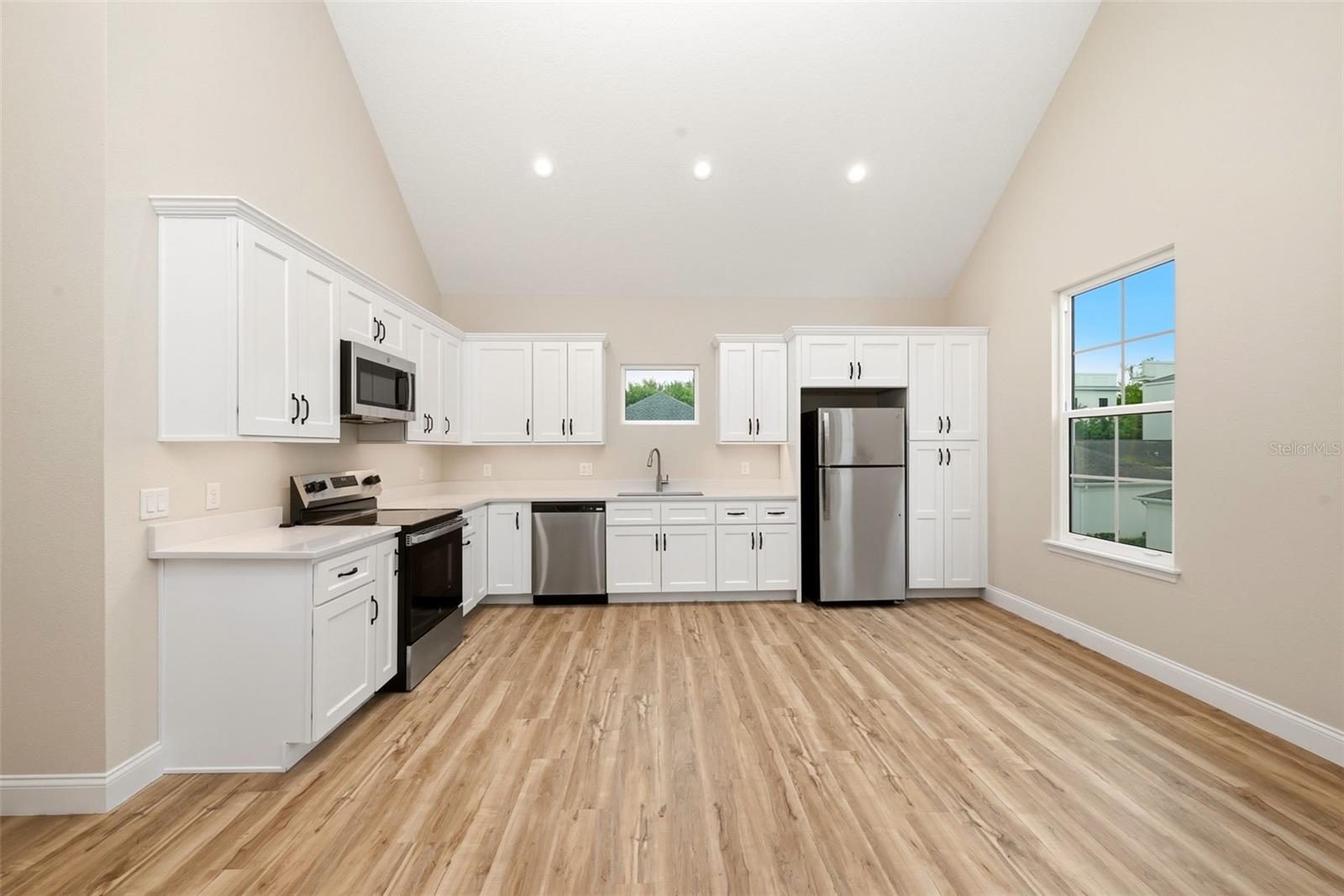 Image 57 of 63 For 1110 Rush Court