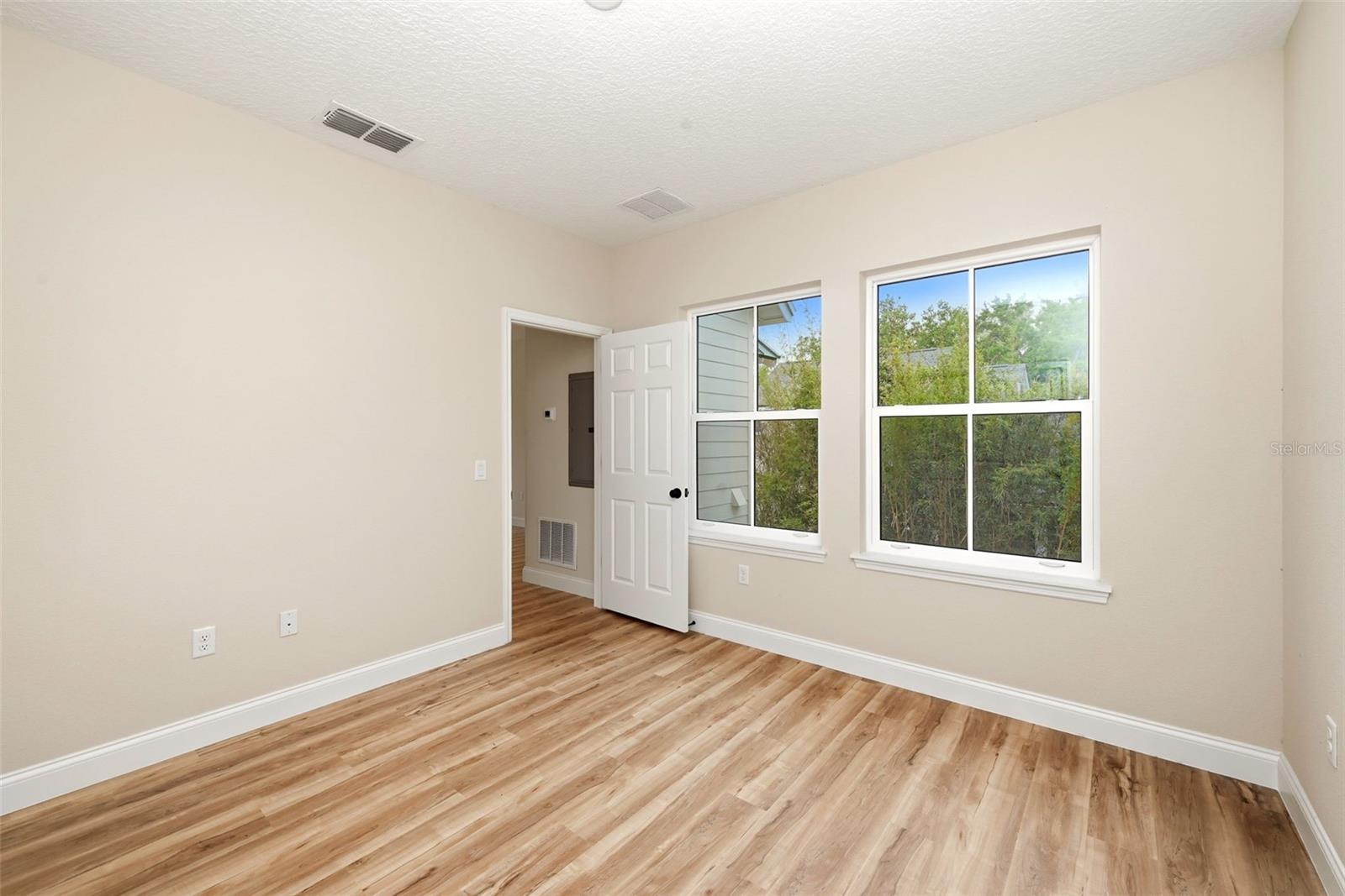 Image 58 of 63 For 1110 Rush Court