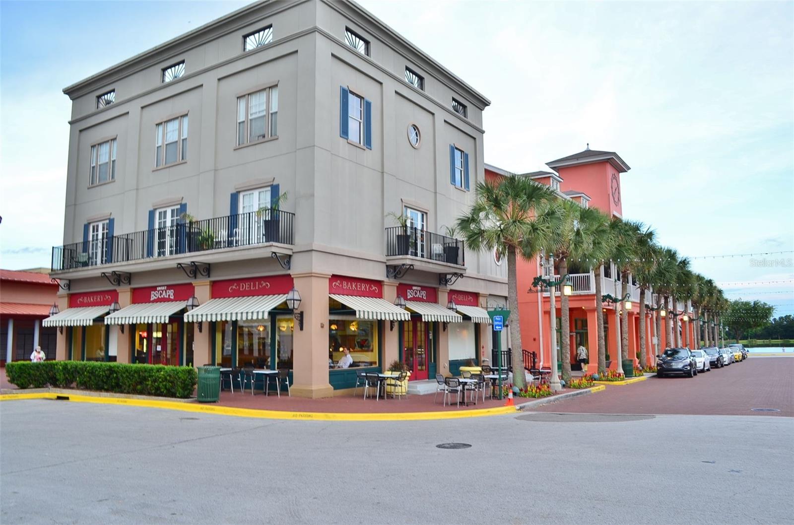 Image 62 of 63 For 1110 Rush Court