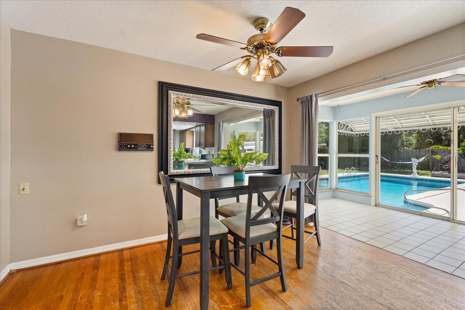 Image 15 of 44 For 2906 Grant Avenue