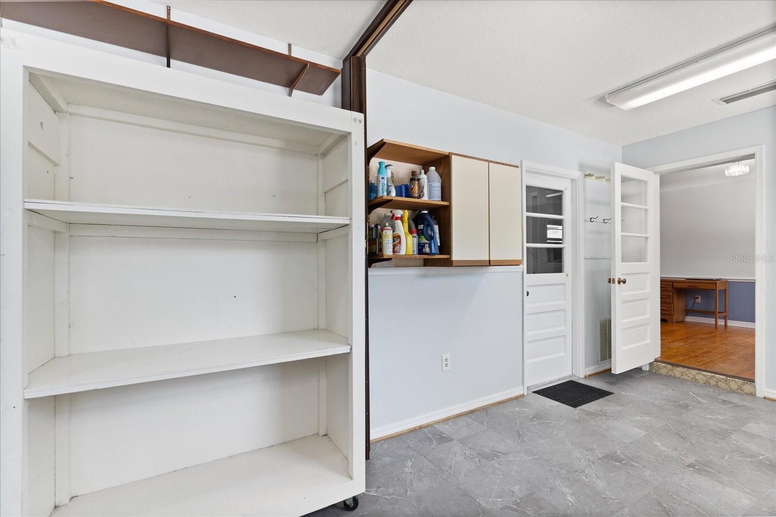 Image 40 of 44 For 2906 Grant Avenue