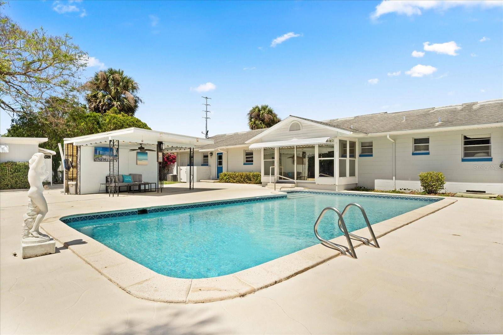 Image 6 of 44 For 2906 Grant Avenue