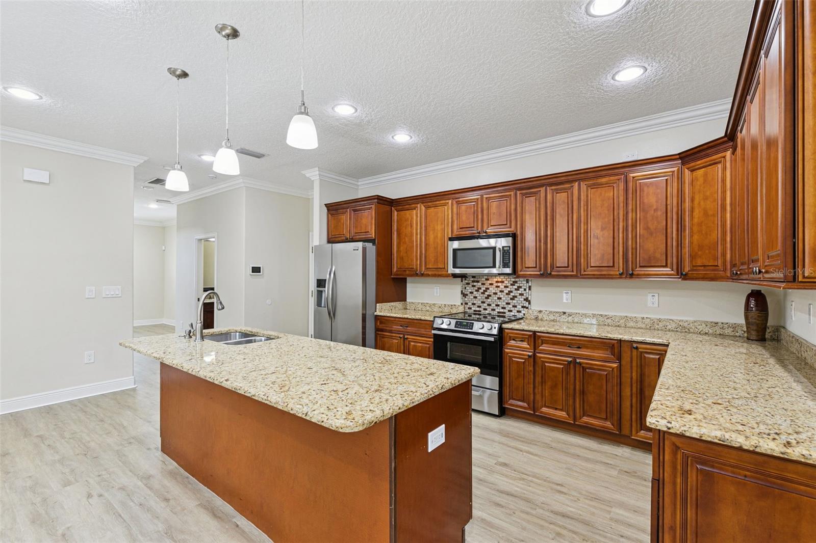 Image 13 of 47 For 1132 Hardy Avenue