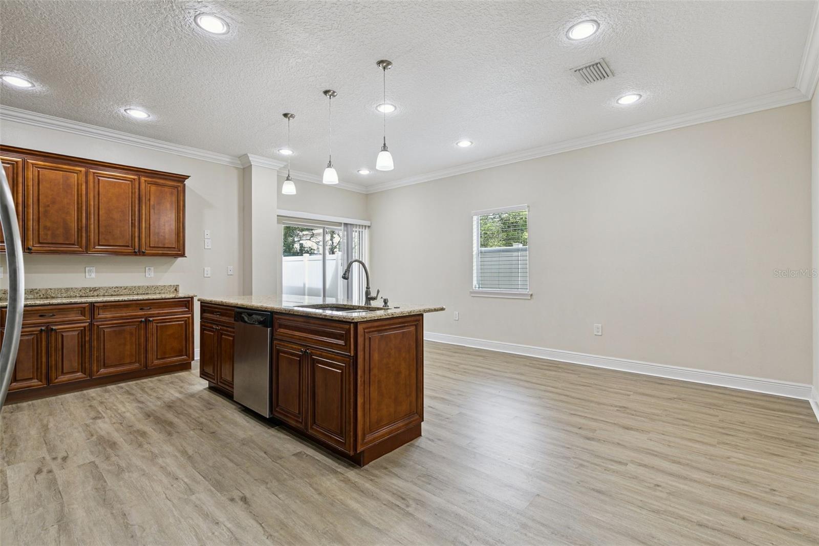 Image 15 of 47 For 1132 Hardy Avenue